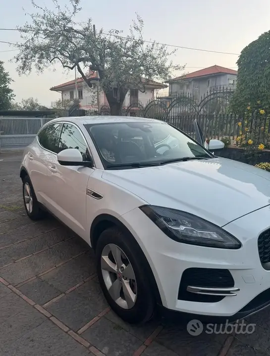 Jaguar E-Pace