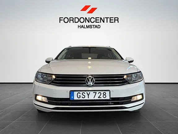 Volkswagen Passat 2016 photo 2
