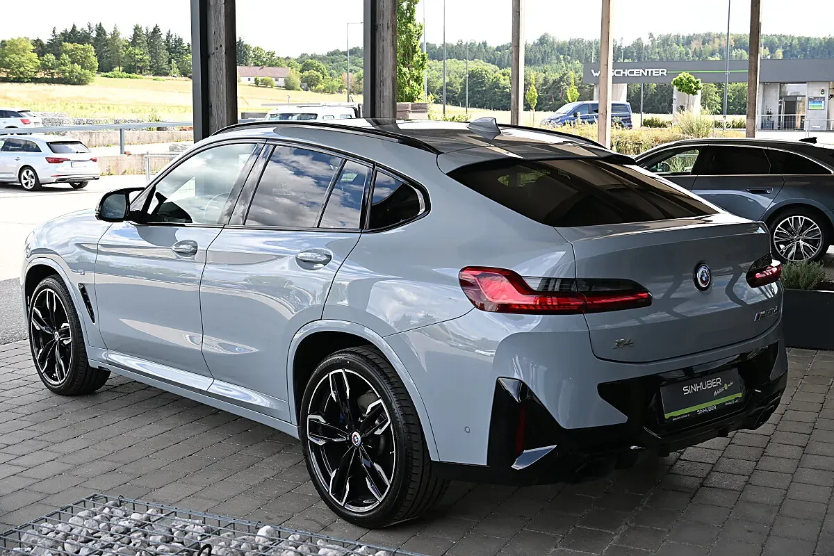 BMW X4 2023 photo 3