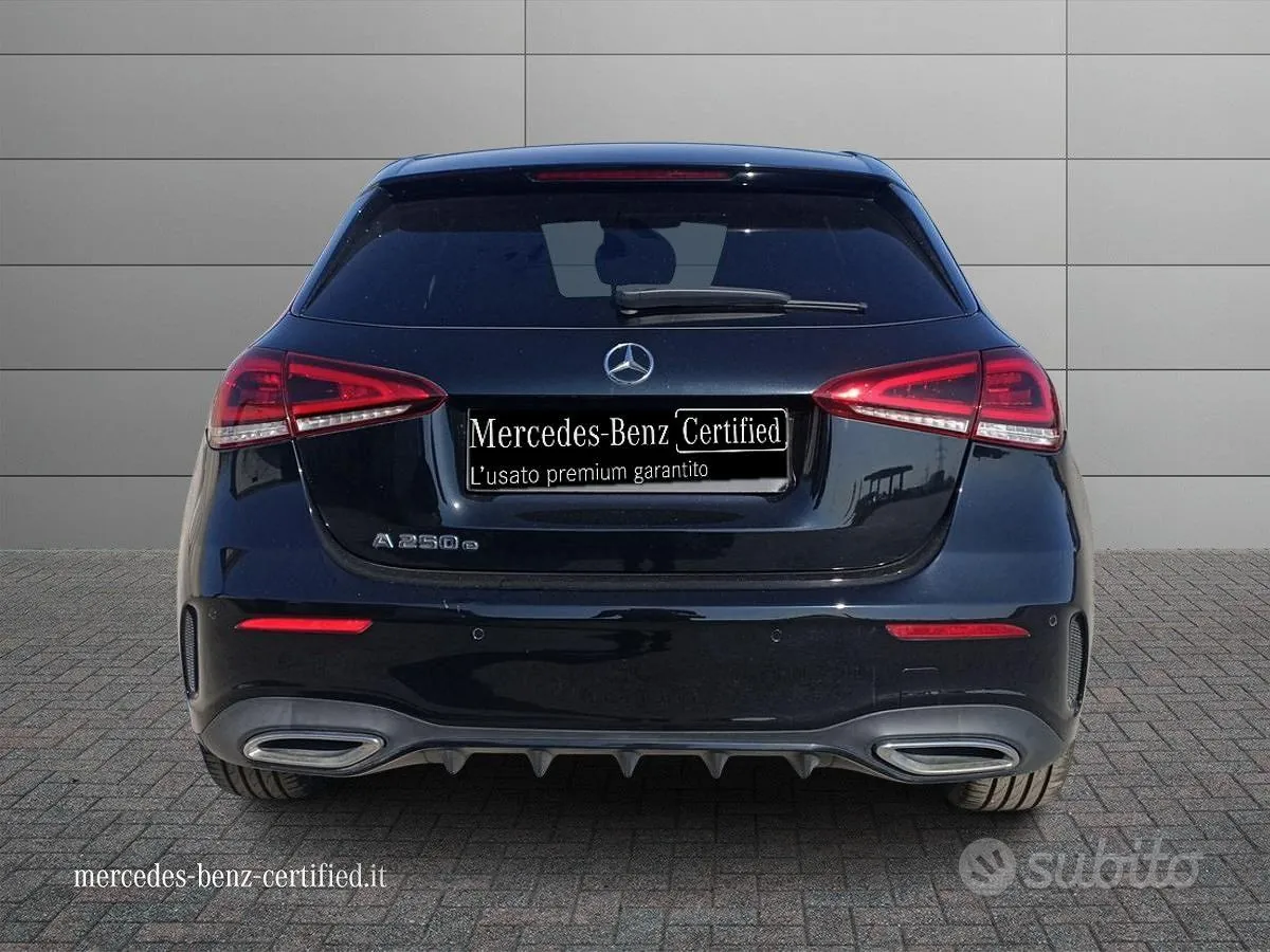 Mercedes-Benz A 250 E Phev (Eq-Power) 2021 photo 4