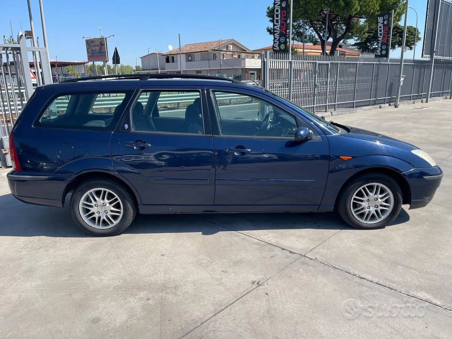 Ford Focus 2003 photo 3