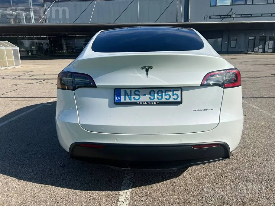 Tesla Model Y 2021 photo 4
