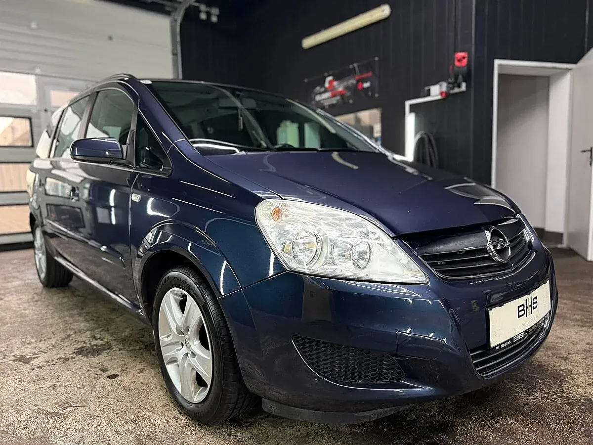 Opel Zafira 2008 photo 2