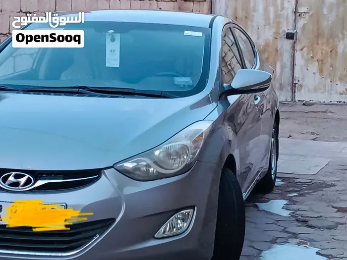 Hyundai Elantra 2013 photo 2
