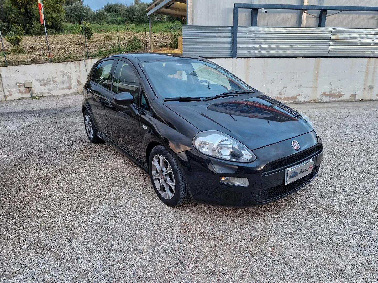 Fiat Punto 2013 photo 3