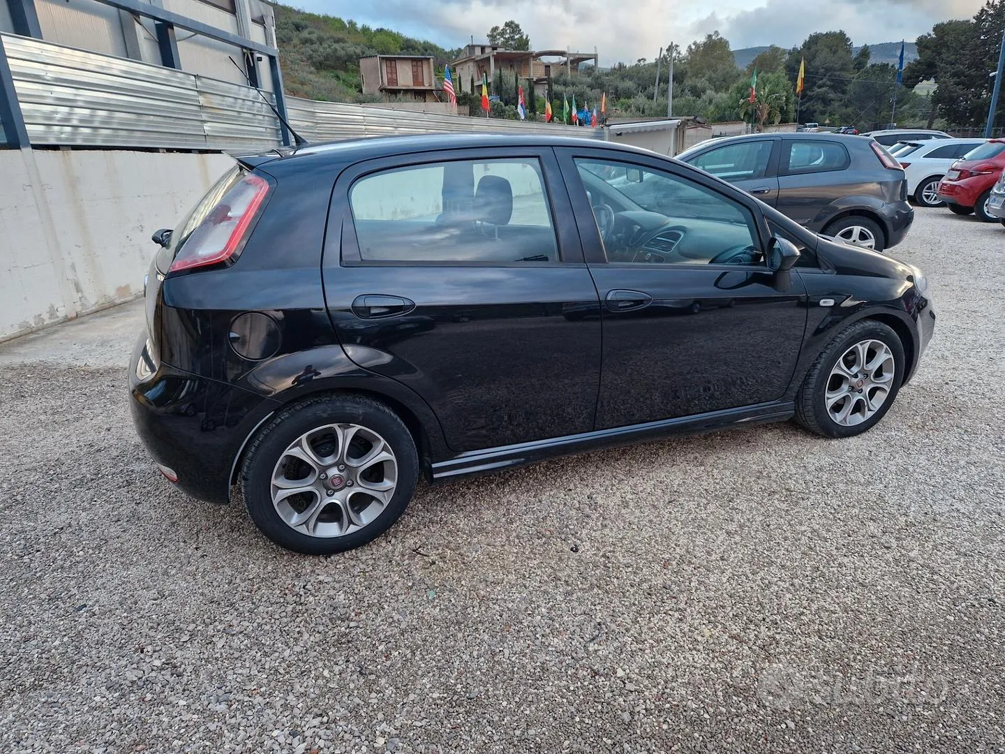 Fiat Punto 2013 photo 5