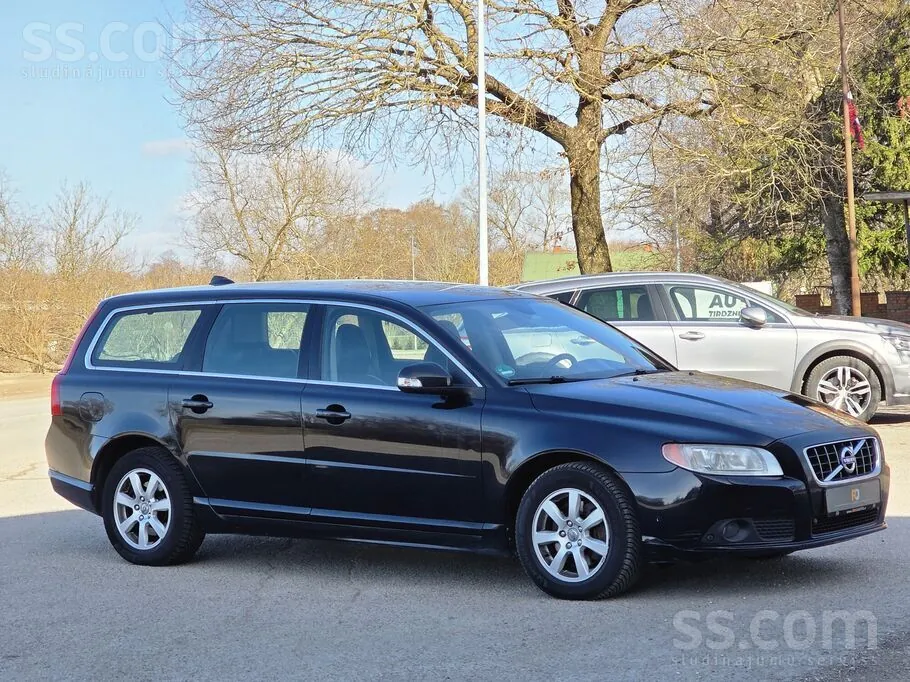 Volvo V70 2011 photo 3