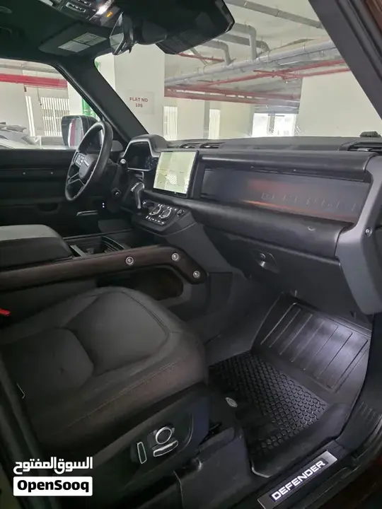Land Rover Defender 2024 photo 4