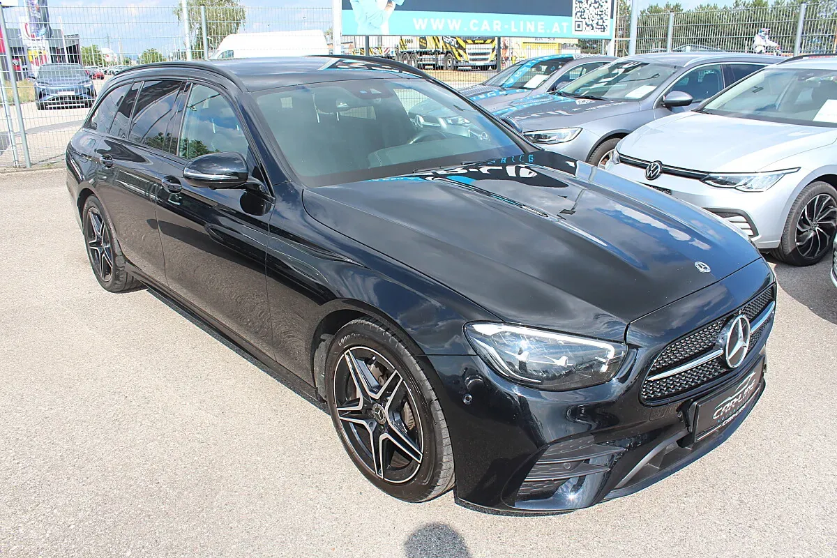 Mercedes-Benz E-Class 2023 photo 3