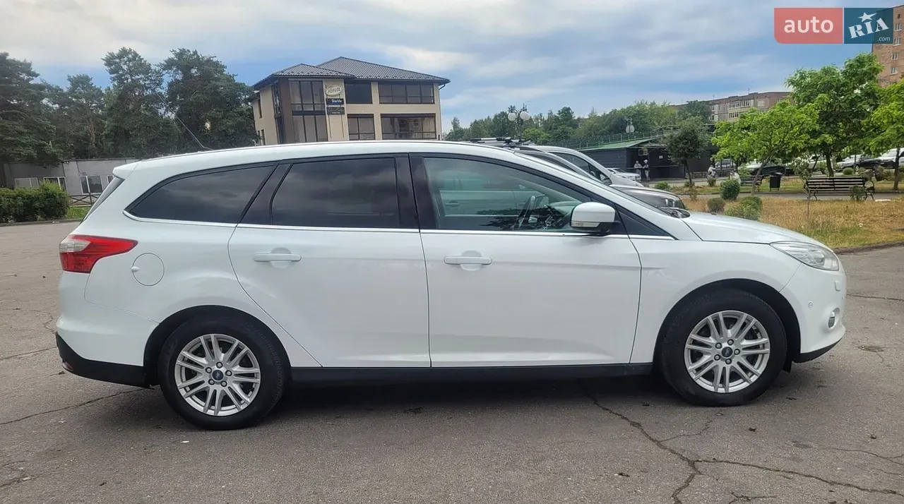 Ford Focus 2012 photo 5