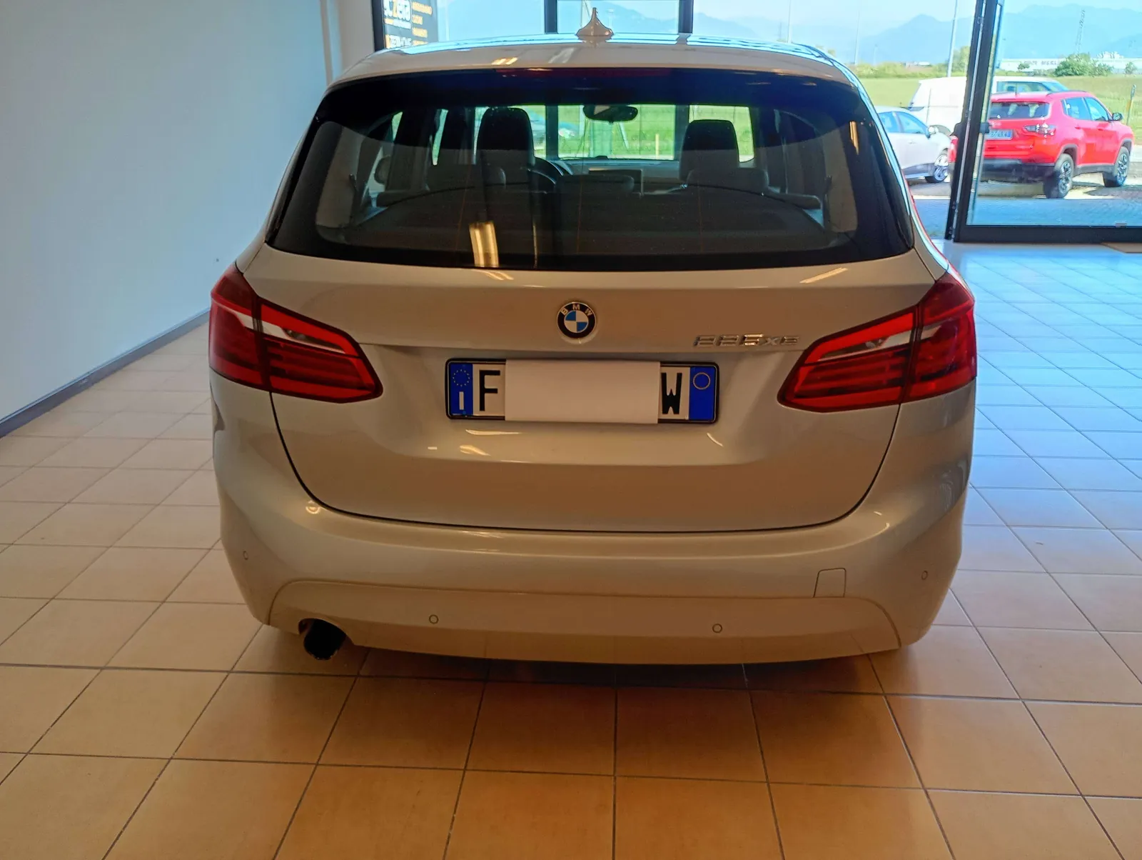 BMW 225Xe Active Tourer 2017 photo 2