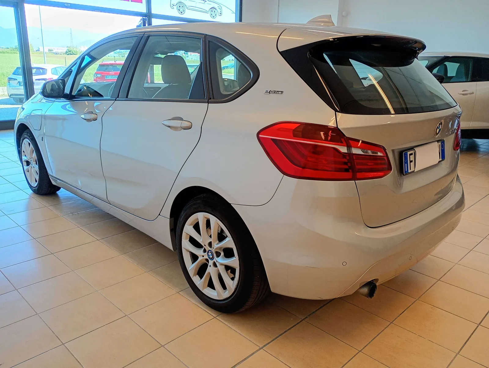 BMW 225Xe Active Tourer 2017 photo 4