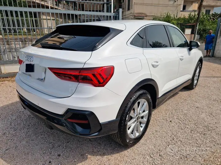 Audi Q3 2023 photo 4
