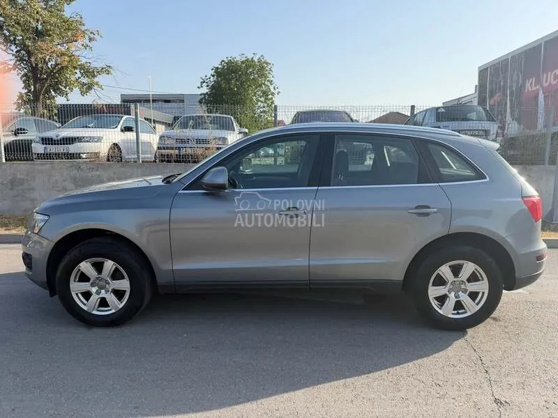 Audi Q5 2010 photo 4