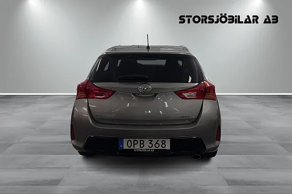 Toyota Auris 2015 photo 4