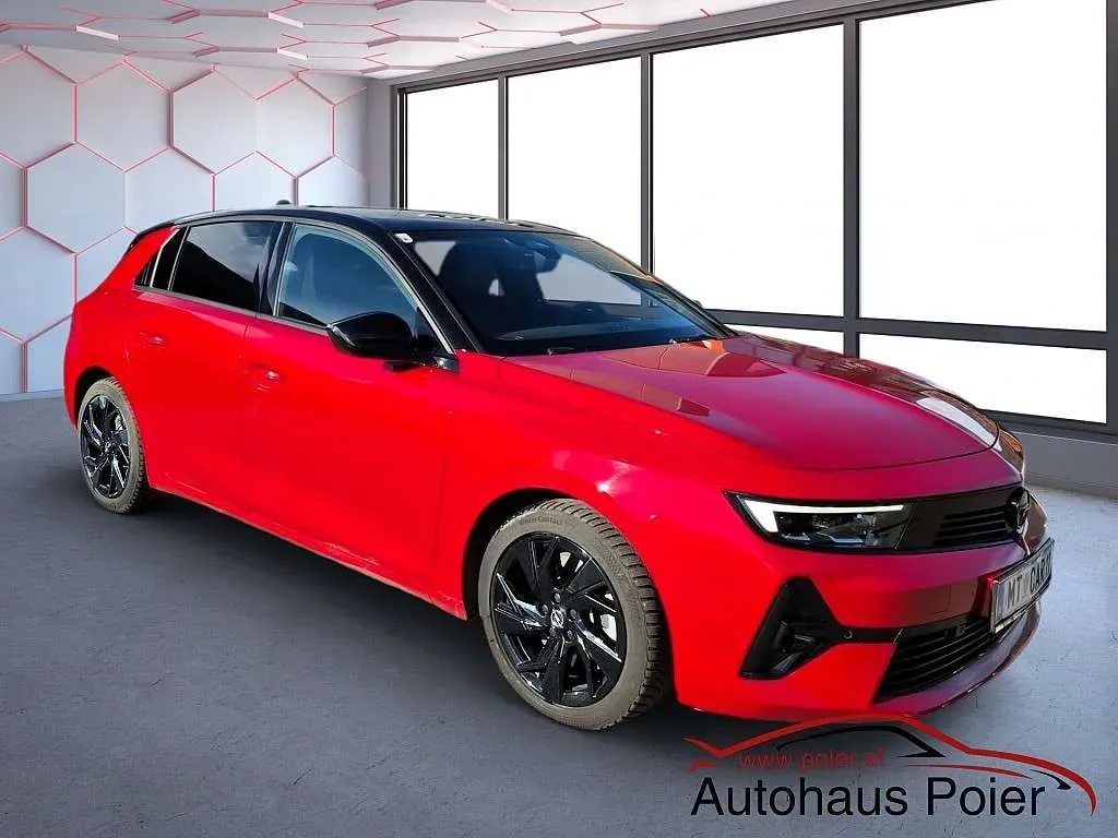 Opel Astra 2023 photo 2