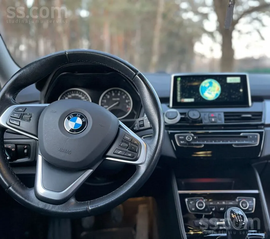 BMW 2 Grand Tourer 2015 photo 5