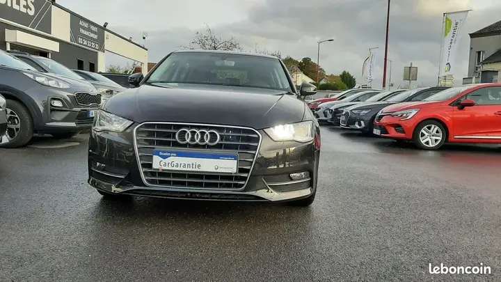 Audi A3 2016 photo 2