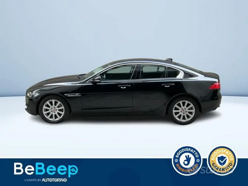Jaguar Xe 2017 photo 5