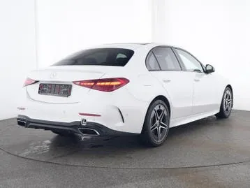 Mercedes-Benz C-Class 2025 photo 2