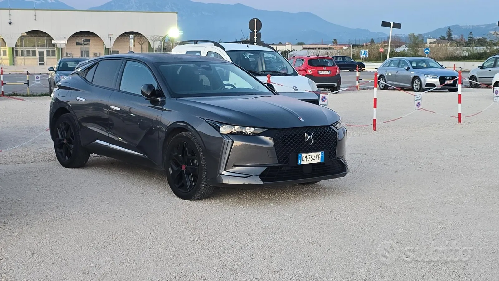 DS Automobiles Ds 4