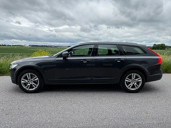 Volvo V90 Cross Country 2018 photo 5