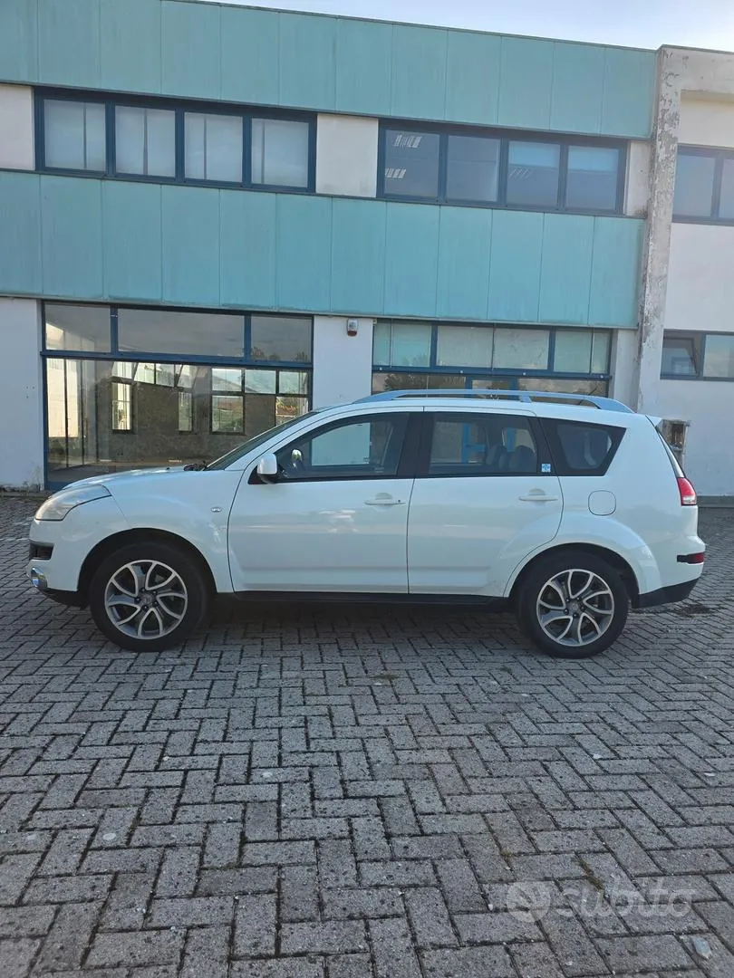 Citroen C-Crosser 2010 photo 4