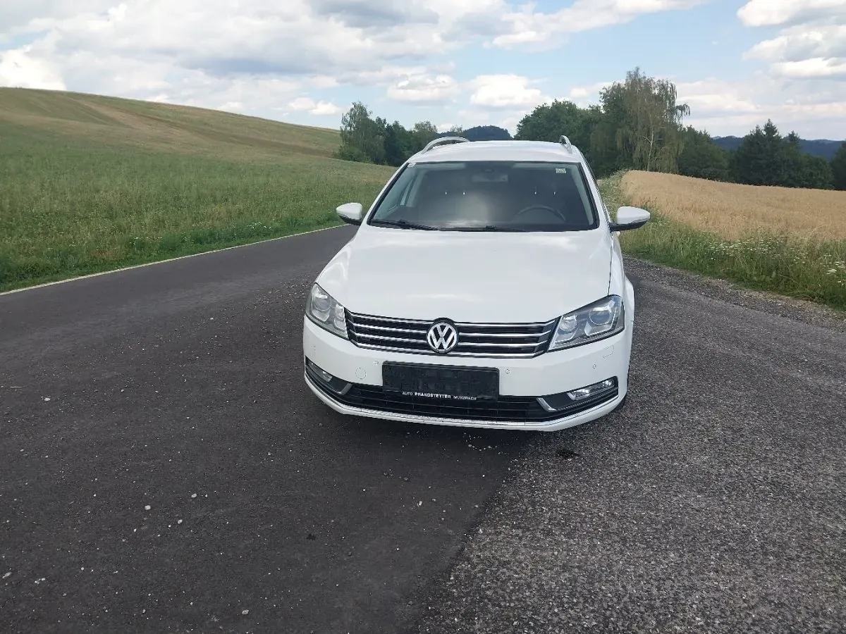 Volkswagen Passat 2014 photo 2
