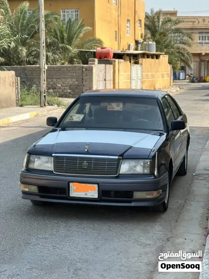 Toyota Crown 1995 photo 3
