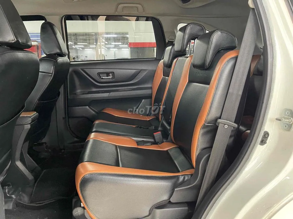 Toyota Avanza 2024 photo 4