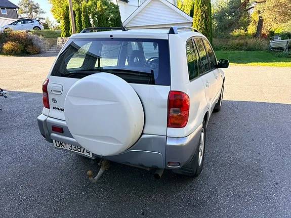 Toyota Rav4 2002 photo 4