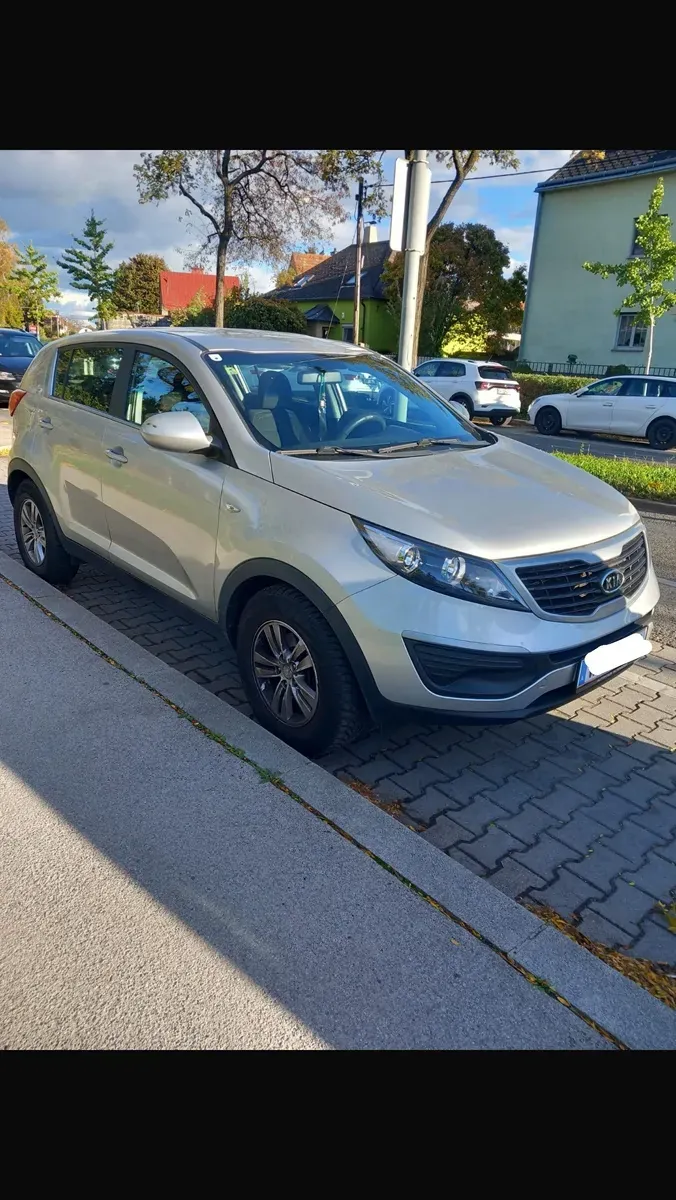 Kia Sportage 2011 photo 2