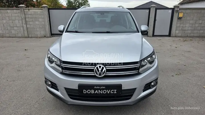 Volkswagen Tiguan 2012 photo 2