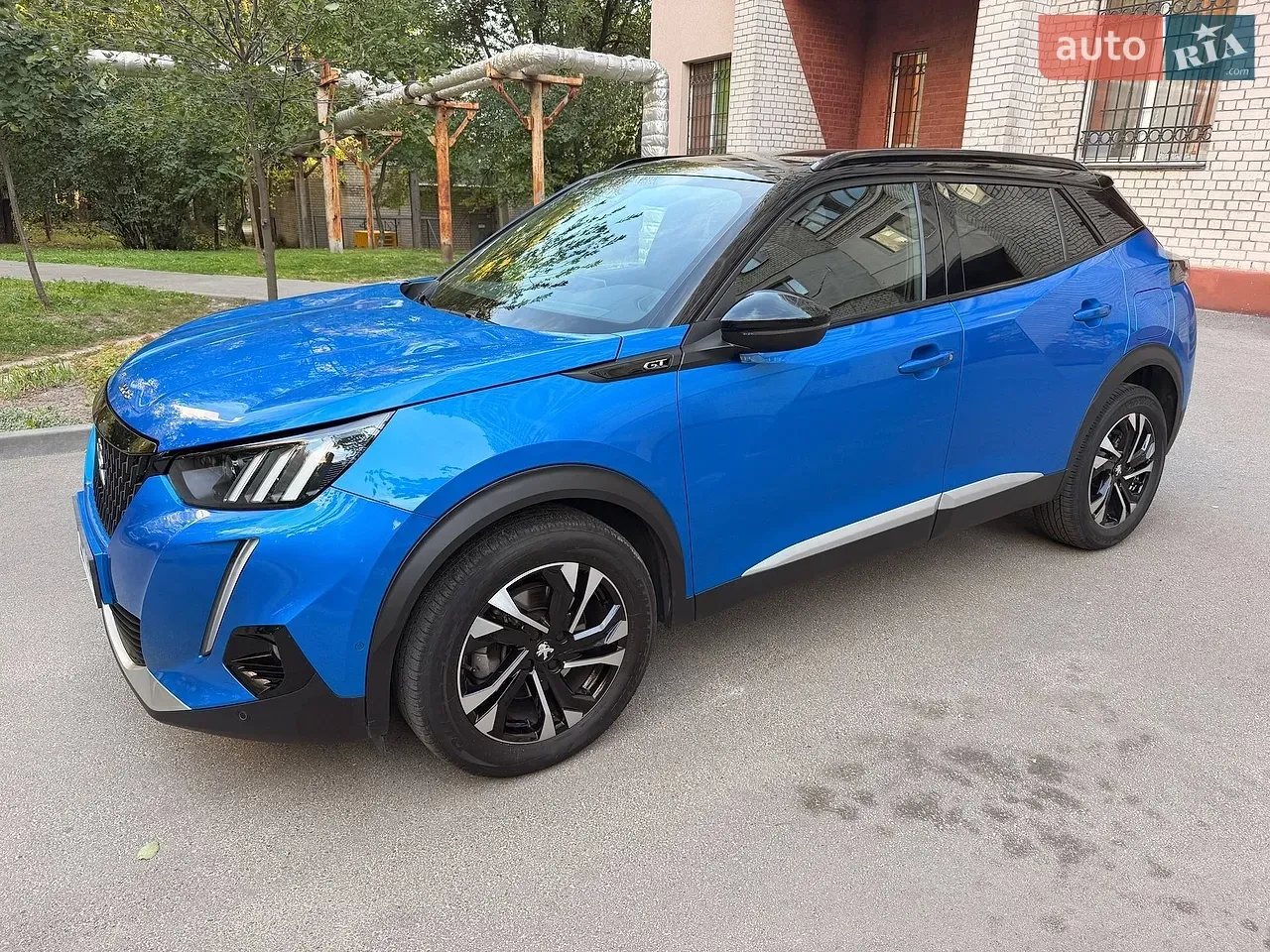 Peugeot 2008 2021 photo 4