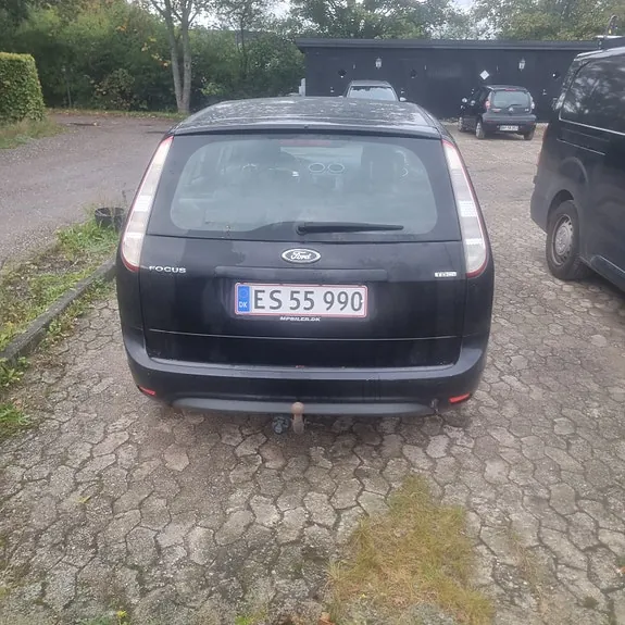 Ford Focus 2010 photo 4