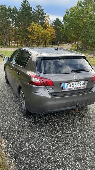 Peugeot 308 2015 photo 2