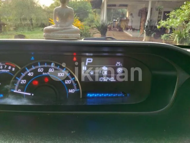 Suzuki Wagon R 2018 photo 4