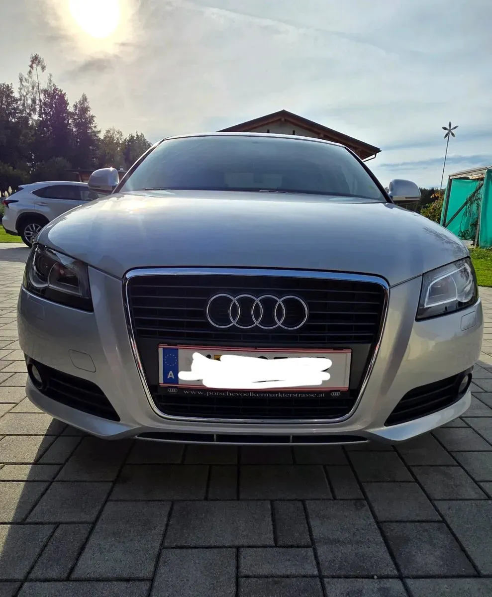 Audi A3 2010 photo 2