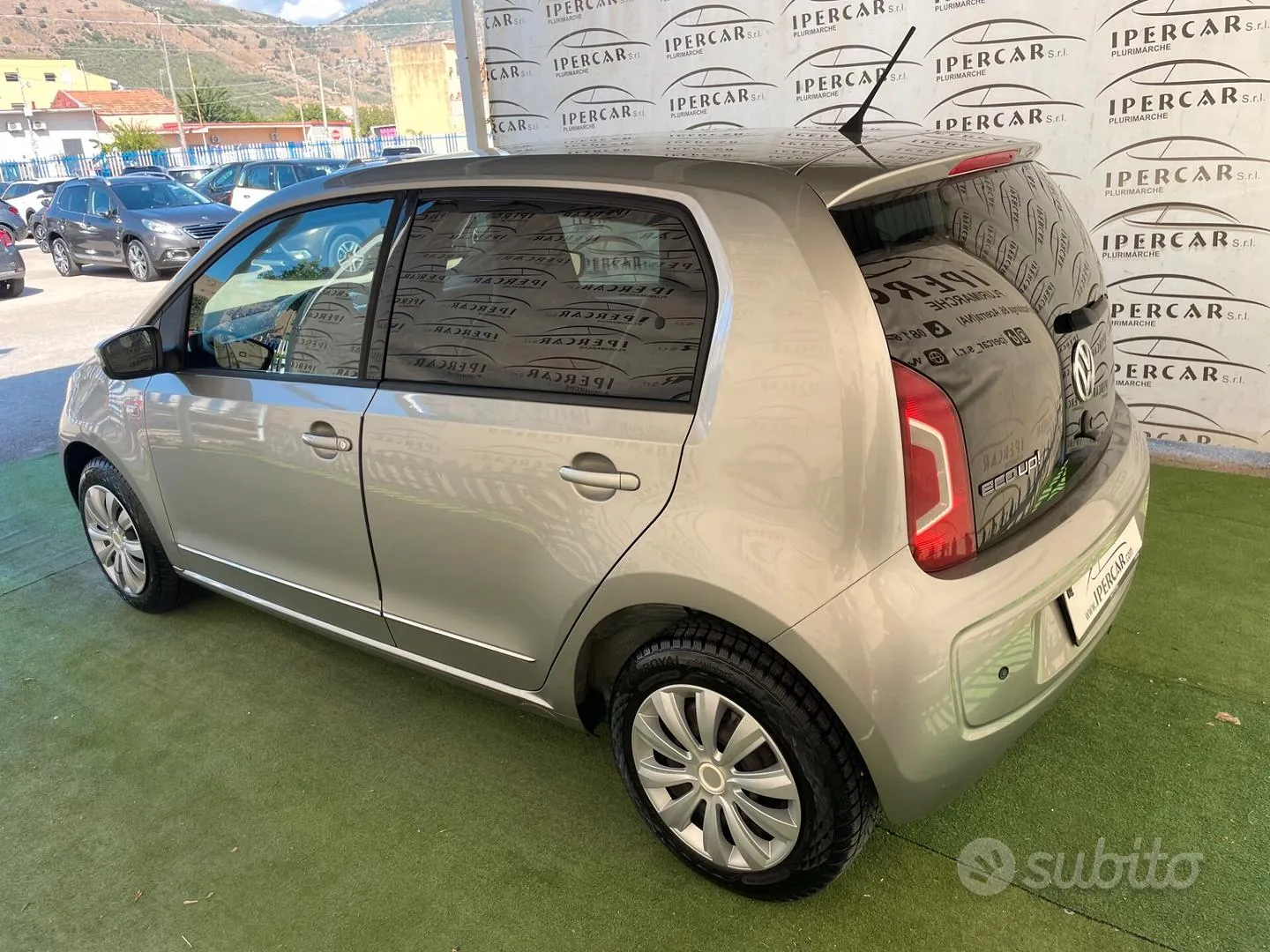 Volkswagen Up 2013 photo 4