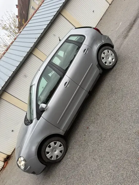 Volkswagen Polo 2007 photo 2