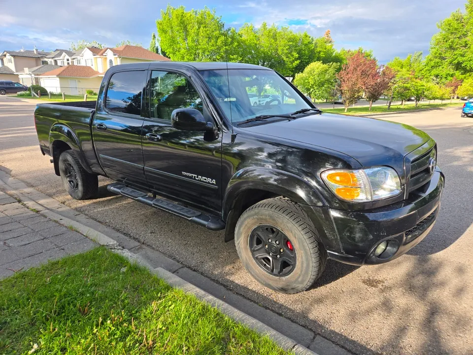 Toyota Tundra 2004 photo 2
