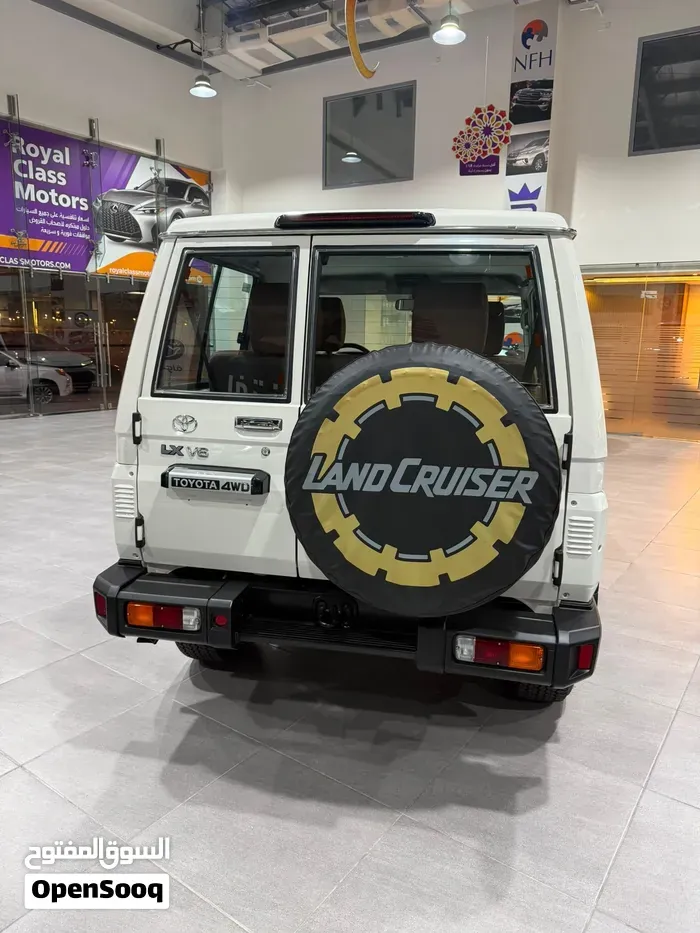 Toyota Land Cruiser 70