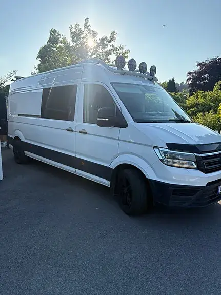 Volkswagen Crafter 35 2017 photo 2