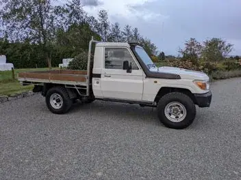 Toyota Land Cruiser 2007 photo 2