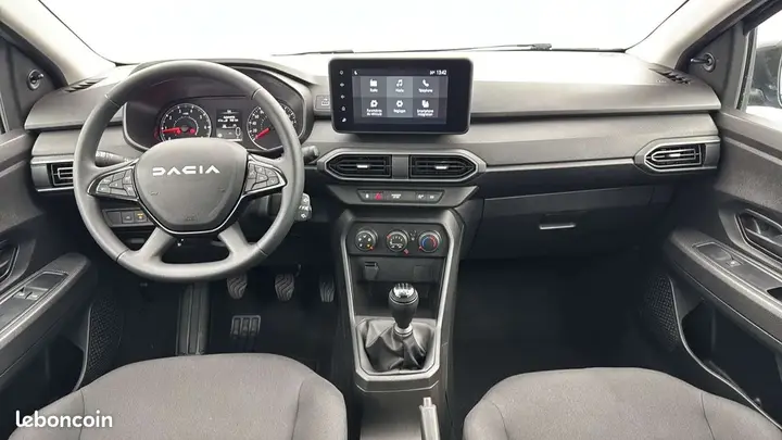 Dacia Sandero 2025 photo 3