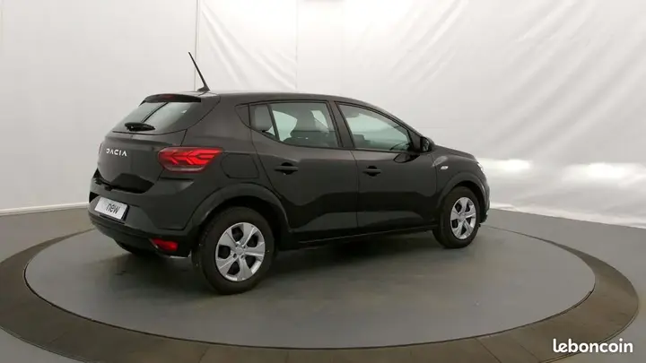 Dacia Sandero 2025 photo 2