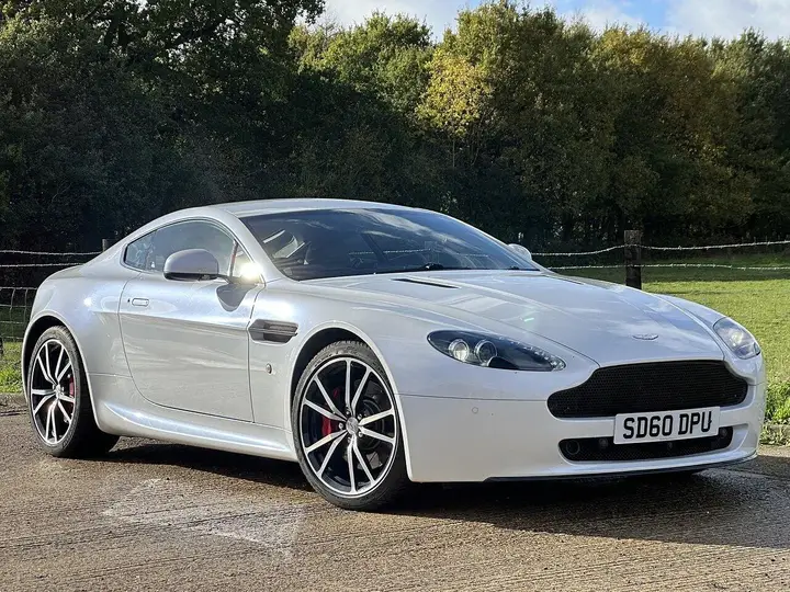 Aston Martin Vantage