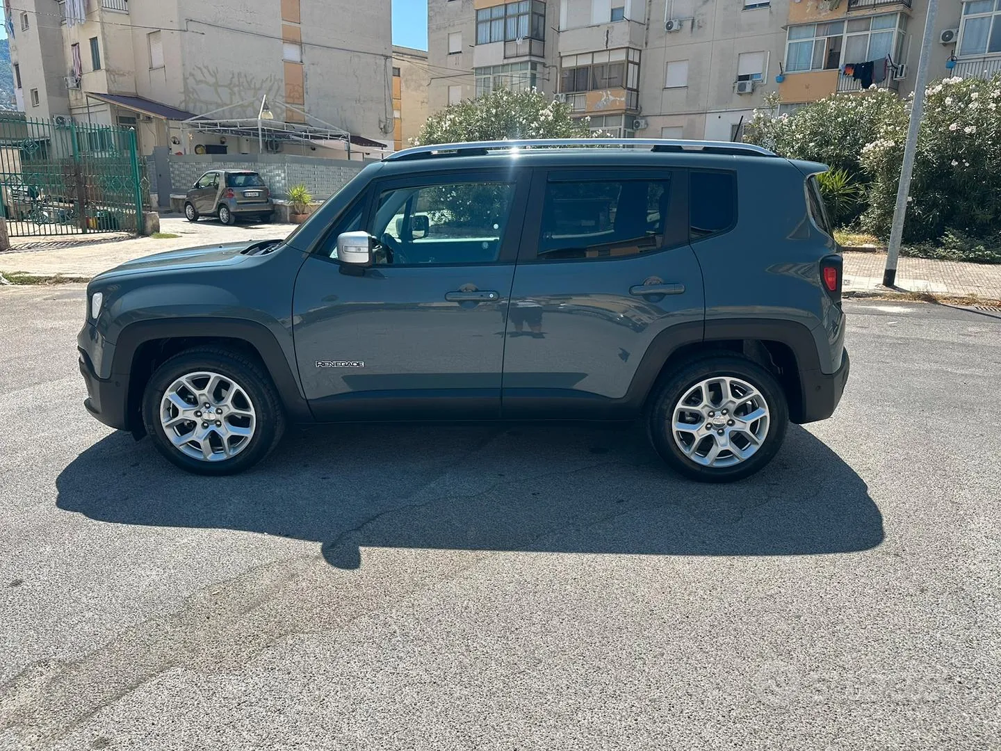 Jeep Renegade 2018 photo 2