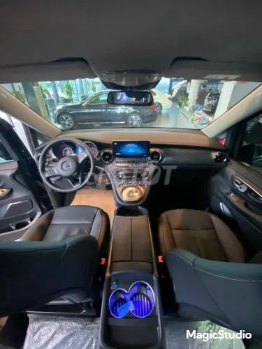 Mercedes-Benz V-Class 2024 photo 5