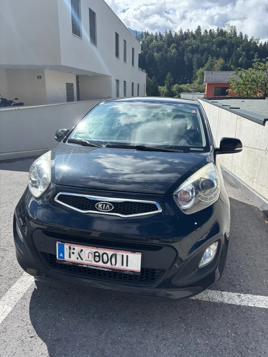 Kia Picanto 2012 photo 2